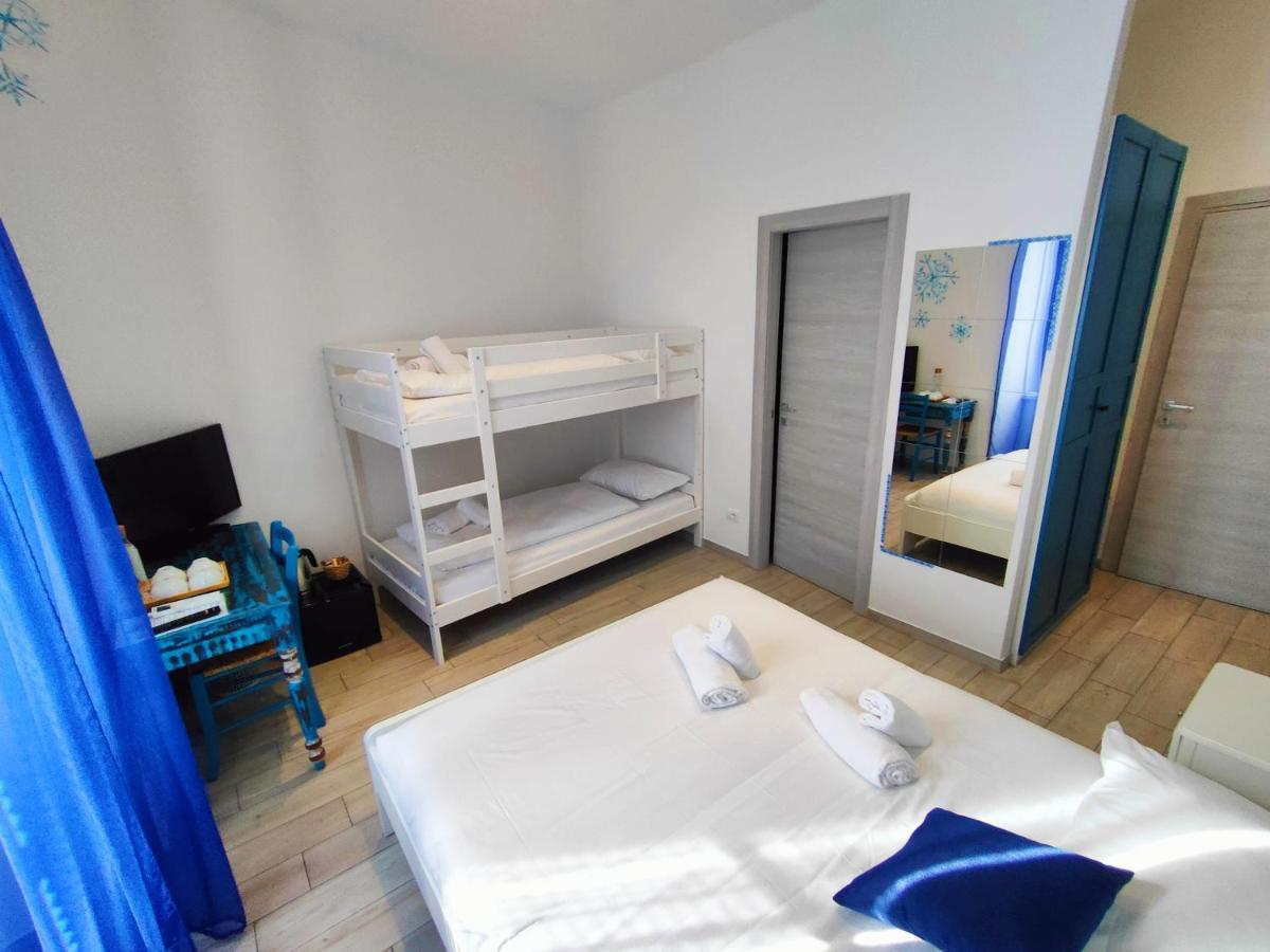 Rossetti Rooms Trieste Esterno foto