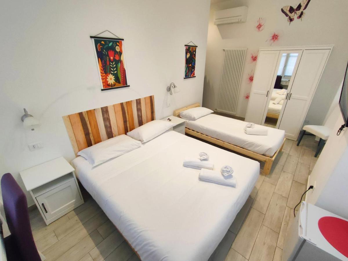 Rossetti Rooms Trieste Esterno foto