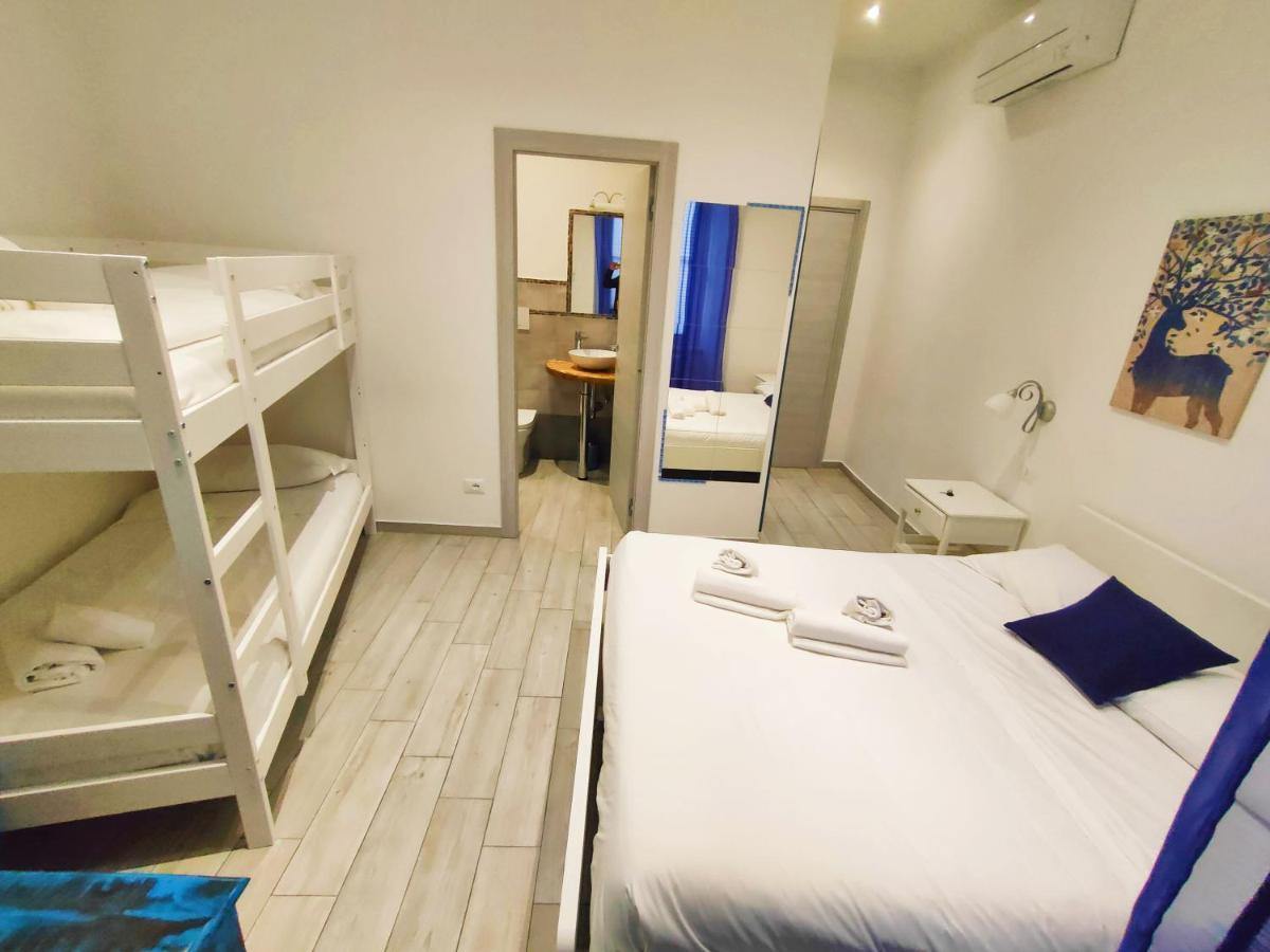 Rossetti Rooms Trieste Esterno foto
